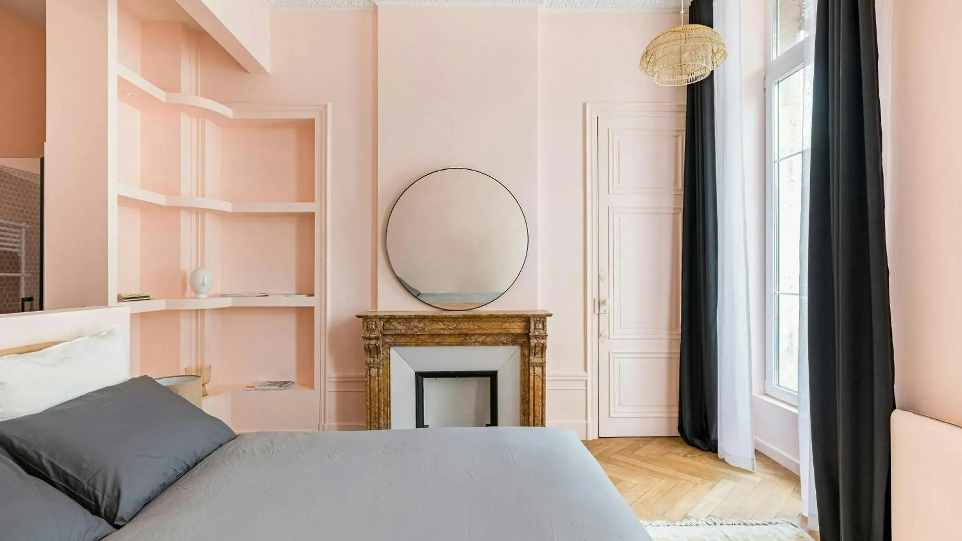 Lovely - Balneo Confort Absolu -Parking Saint-Etienne  Frankrig